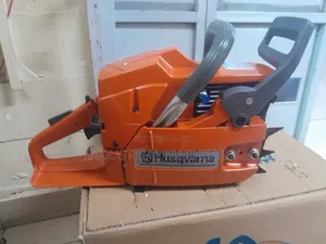 Husqvarna Brazil Power Saw 272 - Top Brand