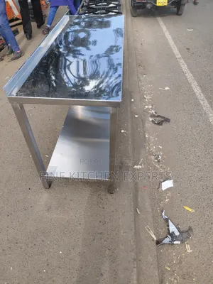 5 Ft Working Table