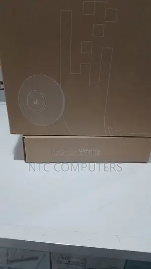 Uap-Ac-Pro)*Ubiquiti Unifi Dual Band Uap-Ac-Pro + Adaptor *(