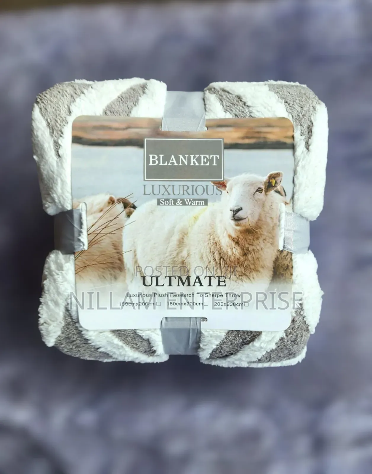 
*Cosy New Fleece Woollen Blankets