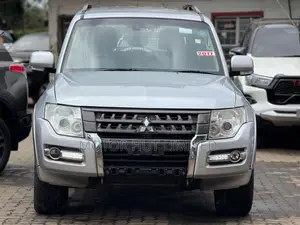 Mitsubishi Shogun 2017 Silver