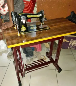 Singer Sewing Machine With Imported Stand