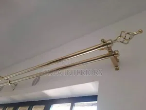 Gold Coloured 2m Double Chinese Adjustable Curtain Rods