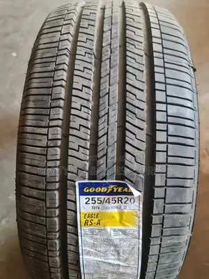 255 /45 R20 Goodyear Tyres (Japan)
