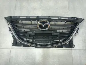 Axela 2014 Grille