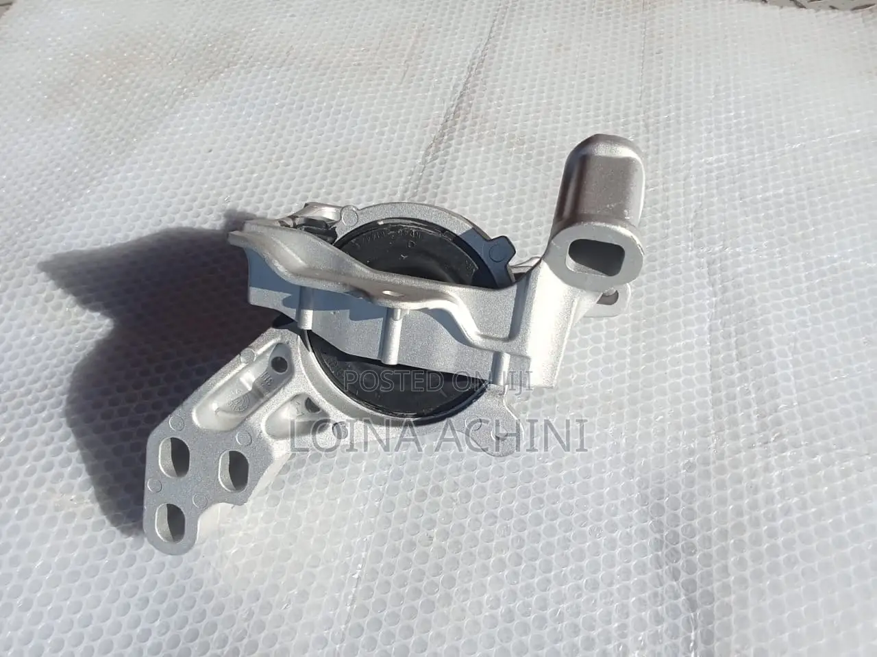 Mazda Axela 2014 Right Engine Mount