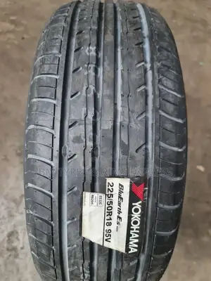 225 /50 R18 Yokohama (Japan)