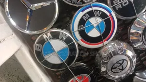 Different Designs BMW Wheel Centre Hub 4pcs