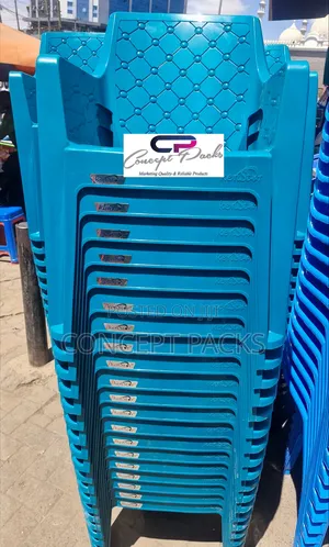 Kenstar Plastic Armchair.
