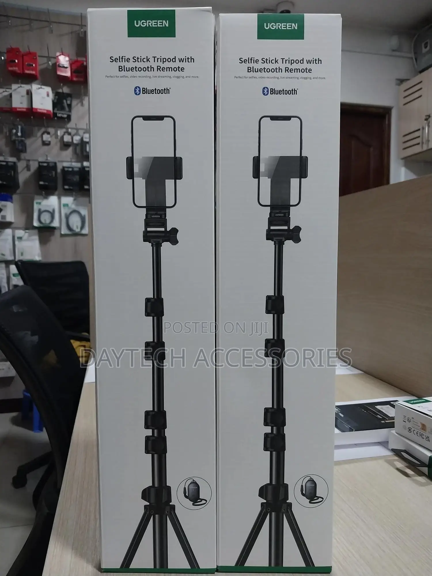 Ugreen Lp354 Selfie Stick Tripod With Bluetooth Remote