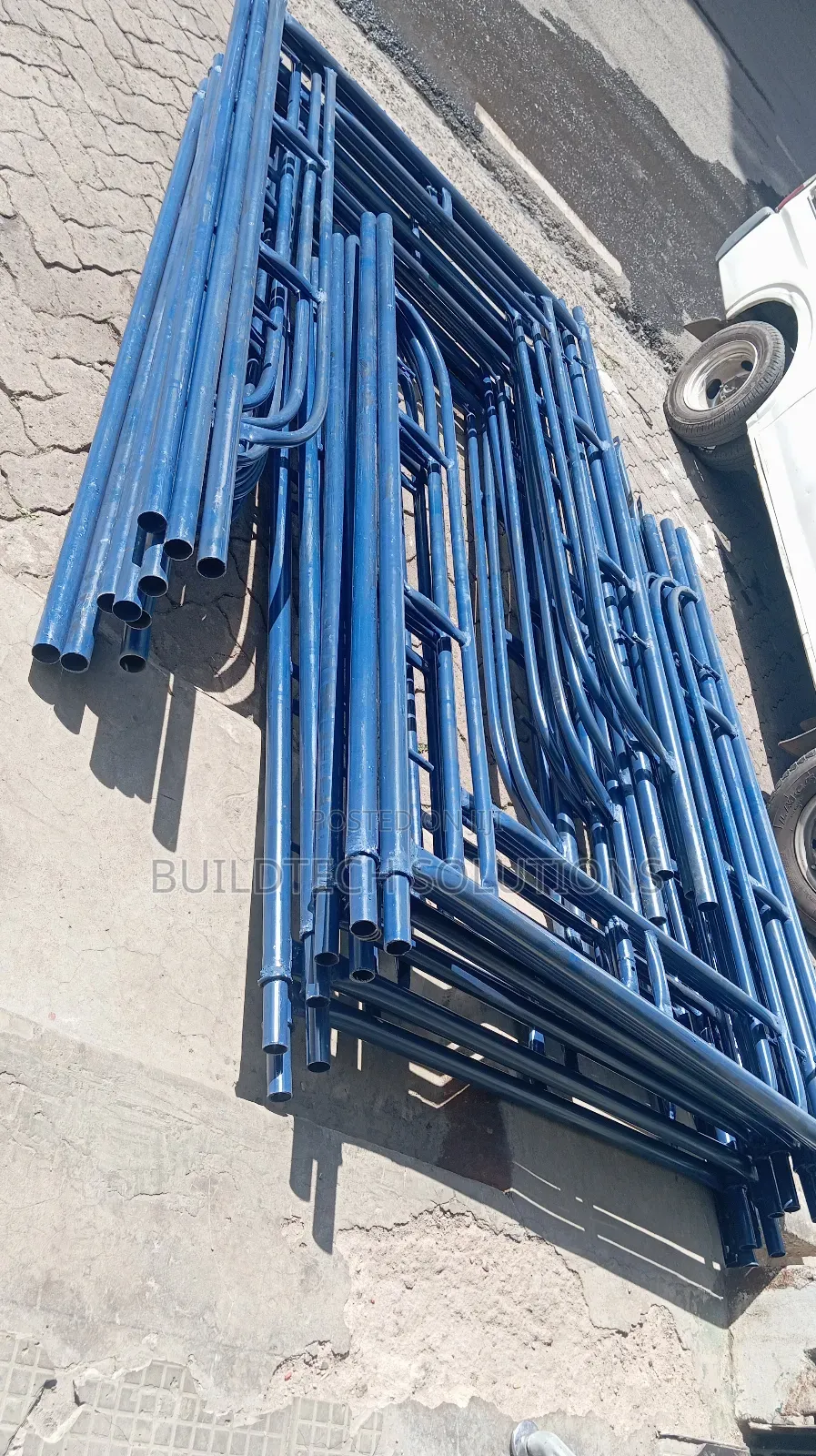 Metallic Scaffolding Ladder