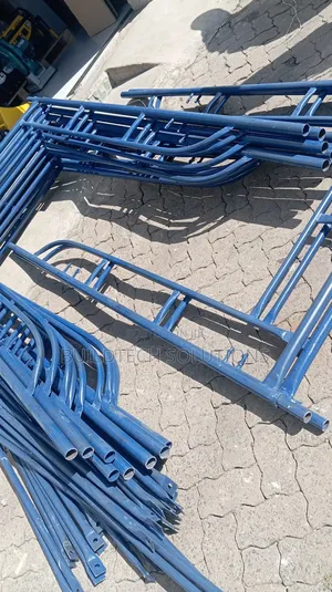 Metallic Scaffolding Ladder