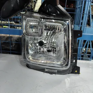 Suzuki Wagon R 2015 Headlight