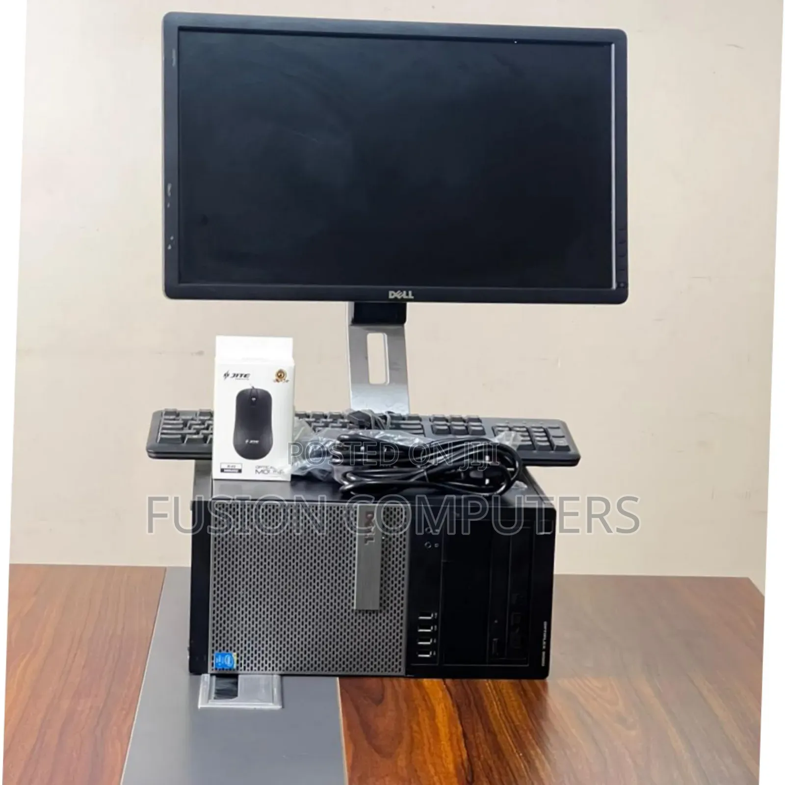 Desktop Computer Dell 4GB Intel HDD 500GB