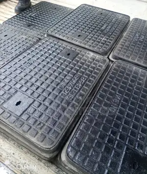 600*600 Medium Duty Cast Iron Manhole/ Drainage Cover