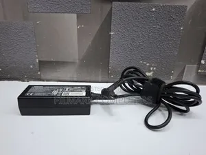 Toshiba Ac Original Genuine Adapter 19v 2.37a 45w