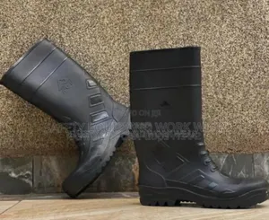 En Iso Compliant Heavy Duty Ace Gumboots.