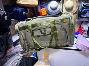 Green  Canvas Large Size Quality Travelling Bags at 1800