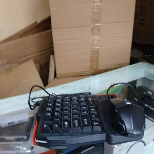 Keycaps, 9-Mode Rgb, Up to 7,200 Dpi, Black