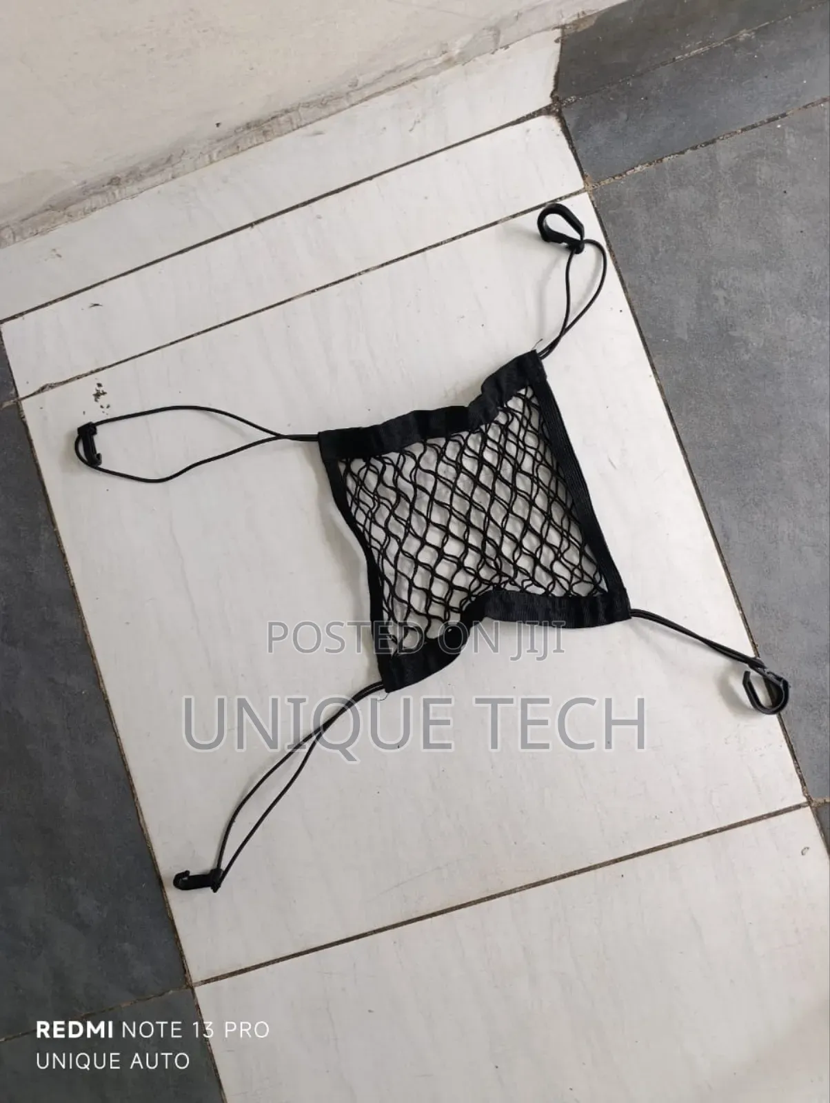 Universal Mesh Storage Net – Car Seat Organizer