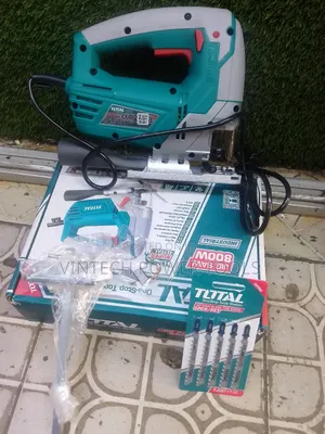 Total Jigsaw 800 W