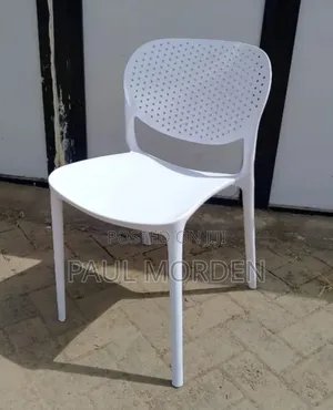 White Plastic Office/Dining Chair