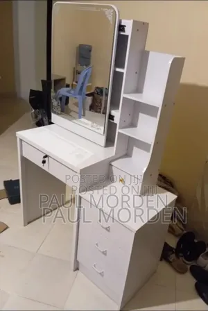 Vanity Dressing Mirror Set