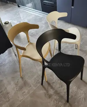 Office Chair: Commercial Plastic Backrest Office Stool