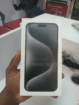 New Apple iPhone 15 Pro Max 512 GB Black
