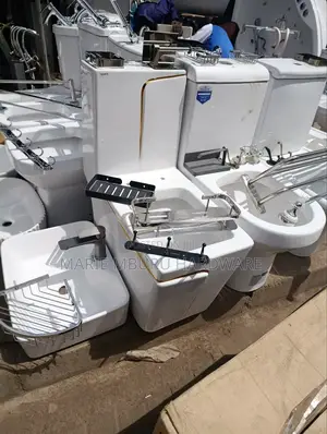 Toilet Seat (Gold Line ) One Body