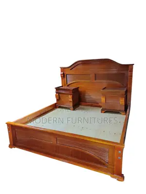 Wooden 5by6 Bed