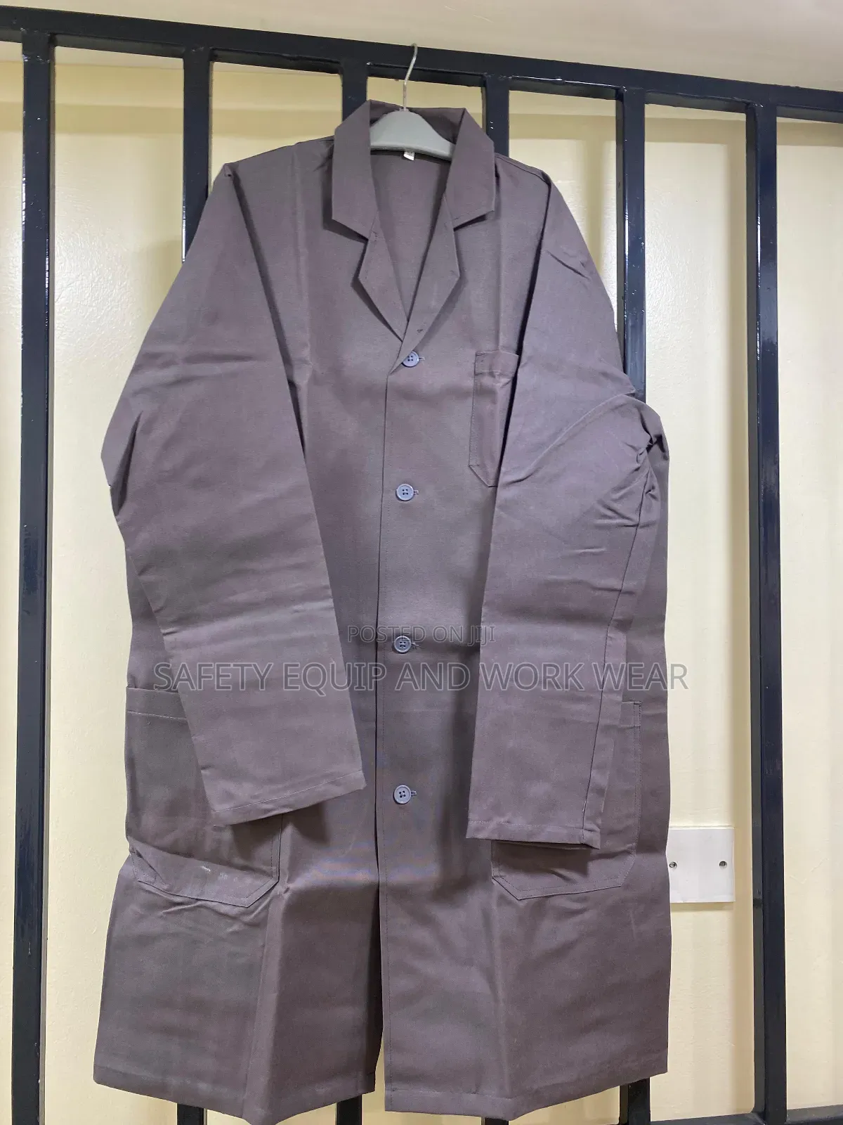 Basic Dust Coat For Entry Level Safety Wear.
