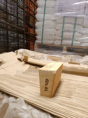Side Arch (Tapered) Firebricks 40% Al – 230 X 115 X 75/50mm