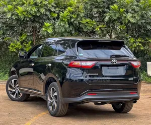Toyota Harrier 2017 Black