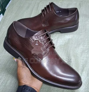Quality Leather Casual Official Clarks Laced Low Cut Shoes