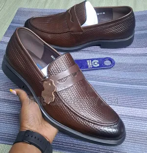 Quality Leather Casual Official Clarks Laced Low Cut Shoes