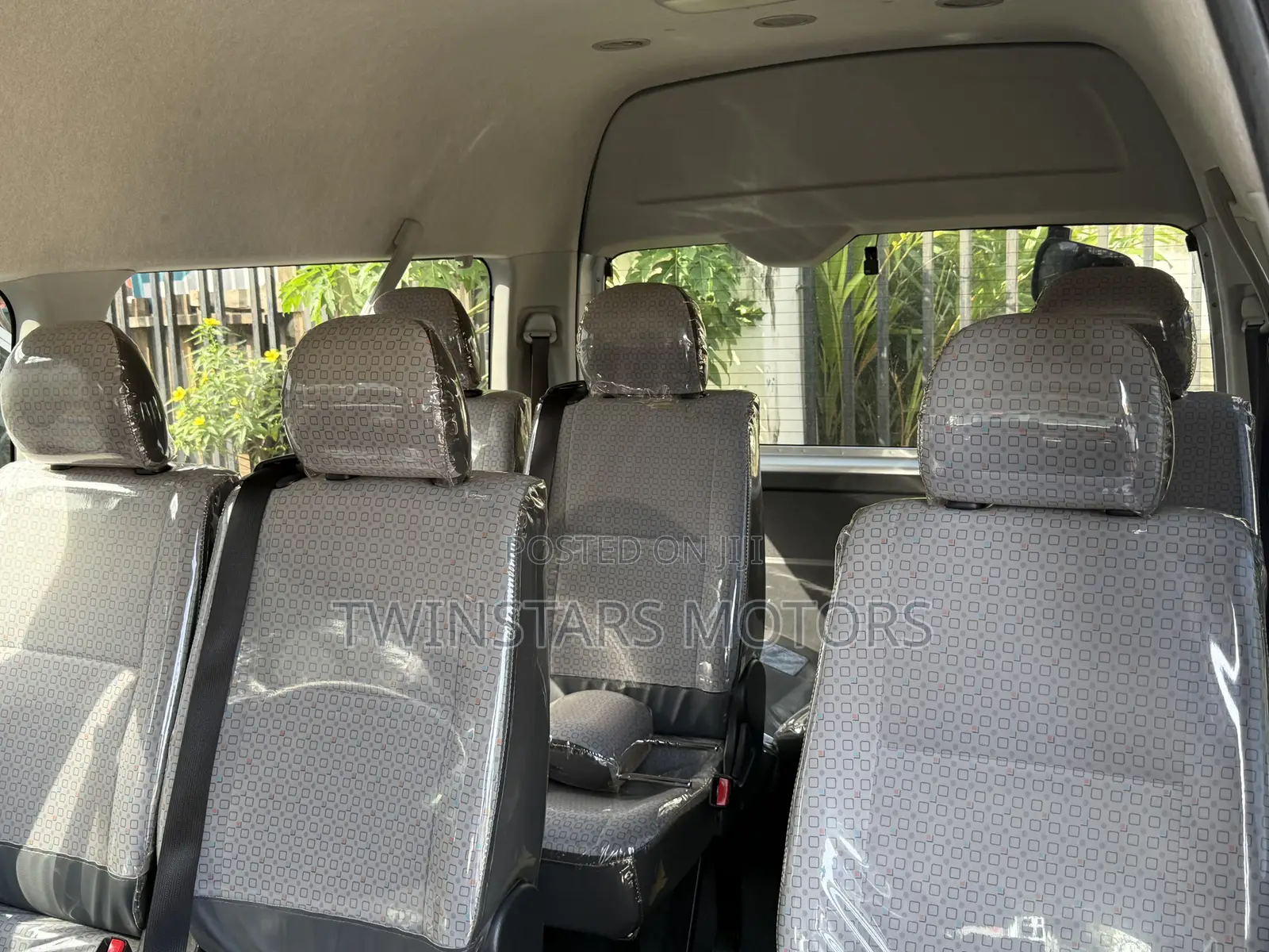 Toyota HiAce 2019 Silver