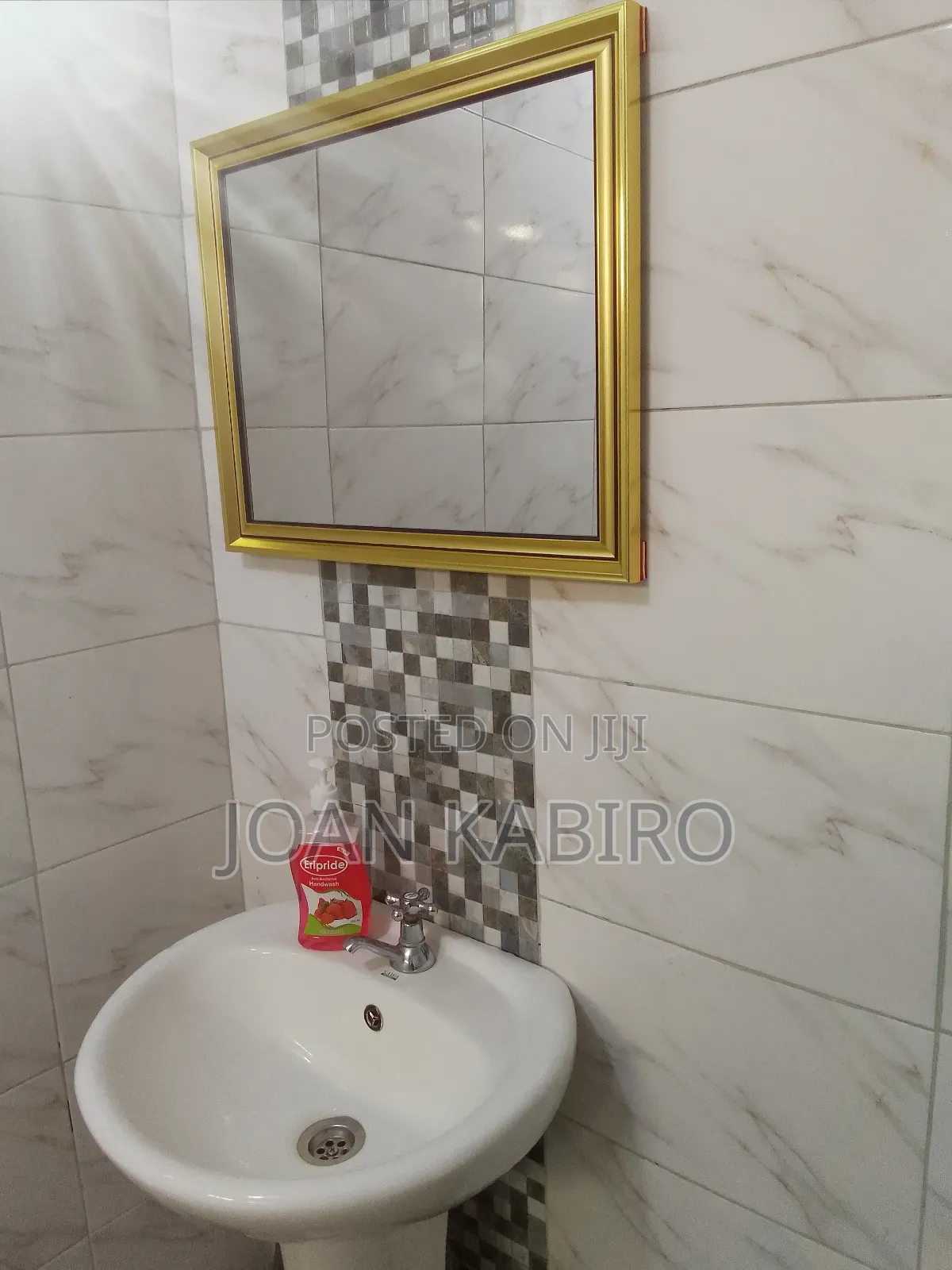 Studio Airbnb Utawala