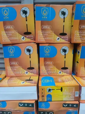 Urk 16 Inches Standing Fan