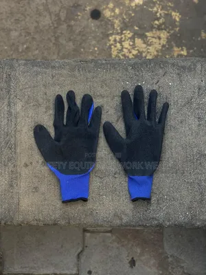 Durable Diamond Grip Work Gloves For Daily Use.