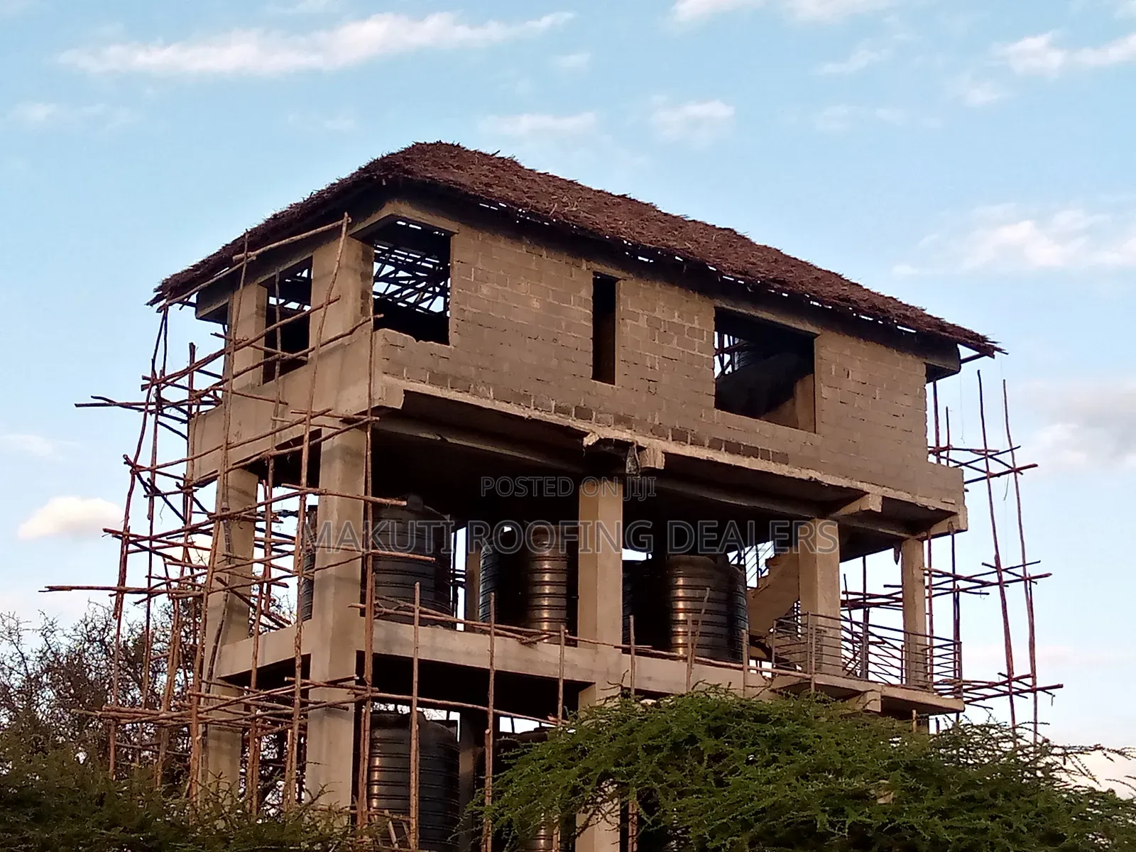Makuti Roofing Structure and Installing