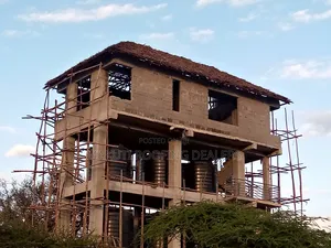 Makuti Roofing Structure and Installing