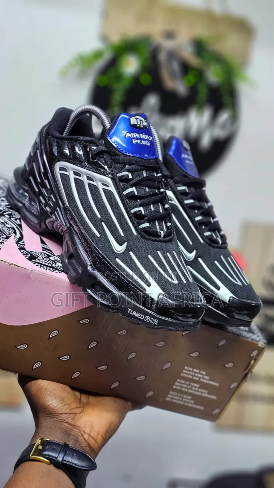 Nike Tune Air Sneakers