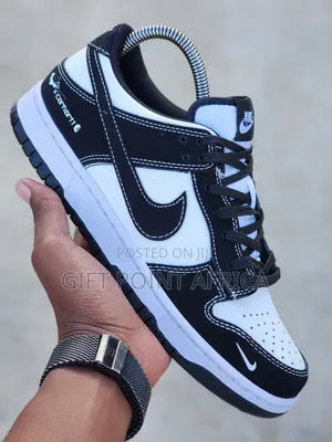 *Batman X Nike Sb Dunks* Sneakers