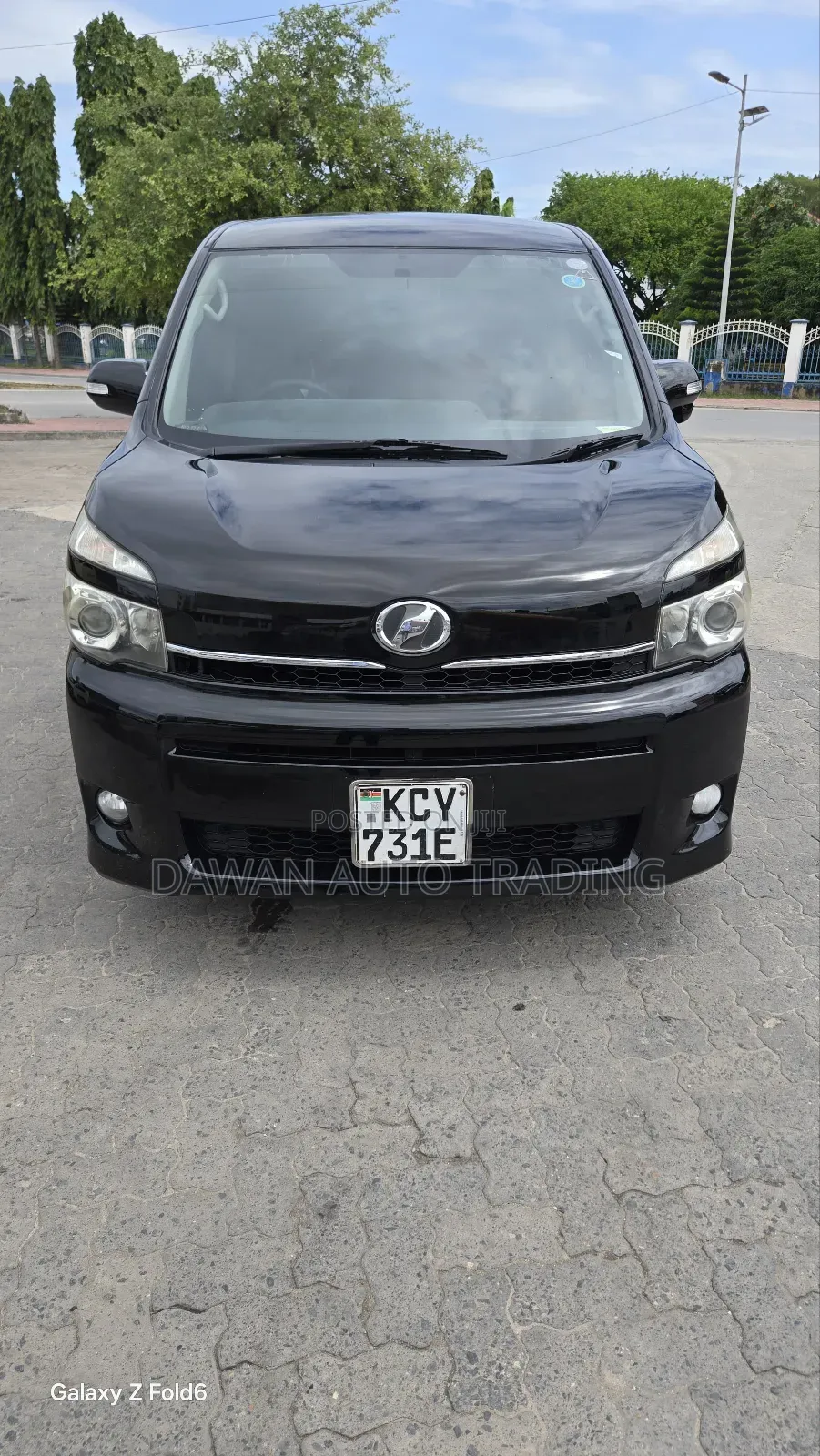 Toyota Voxy 2013 Black