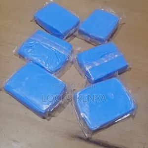 Bug Residue Cleaning Clay Bar