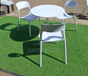 Round Dining Table With 3 Chairs