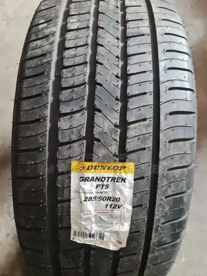 285 /50 R20 Dunlop (Grand Trek Pt5) Japan.