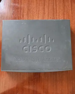 Cisco 800 Series 881 4-Port Cisco881- V01 Router