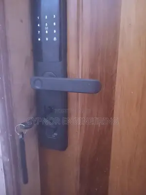 Biometric Locks for Hotel Security